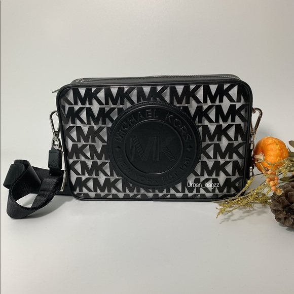 Michael Kors Fulton Sport Large EW Crossbody - Picture 7 of 7